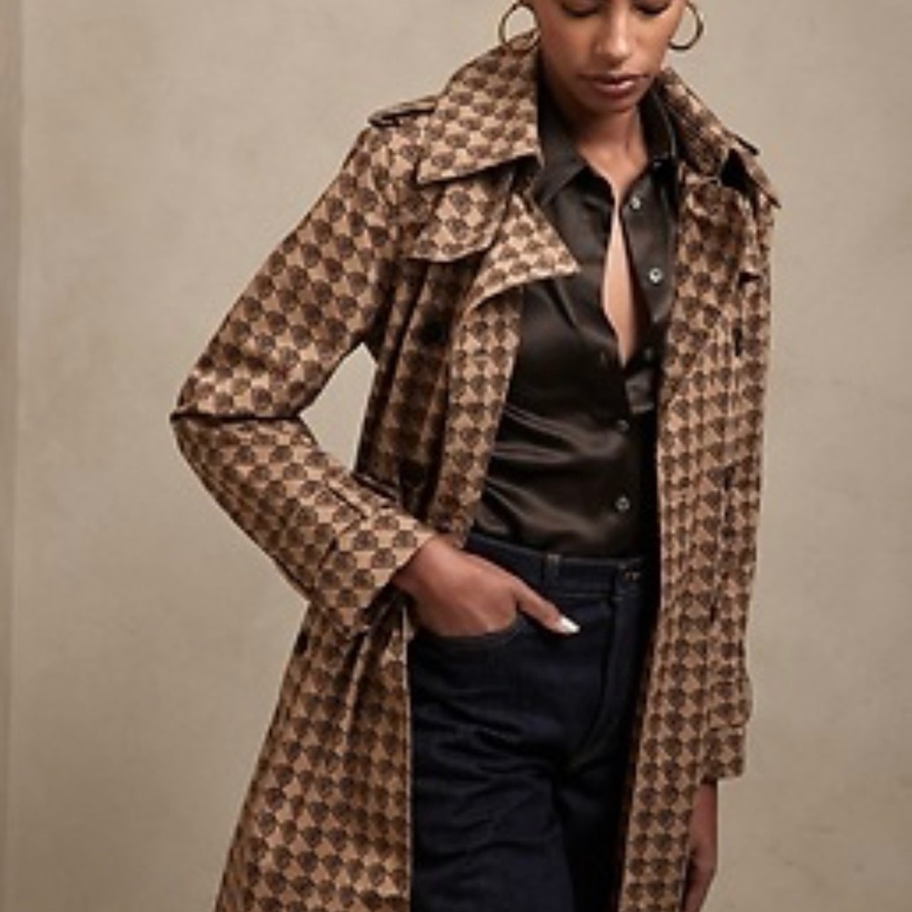 LOGO TIMELESS TRENCH COAT
Banana Republic Geometric Brown Trench Coat Size L